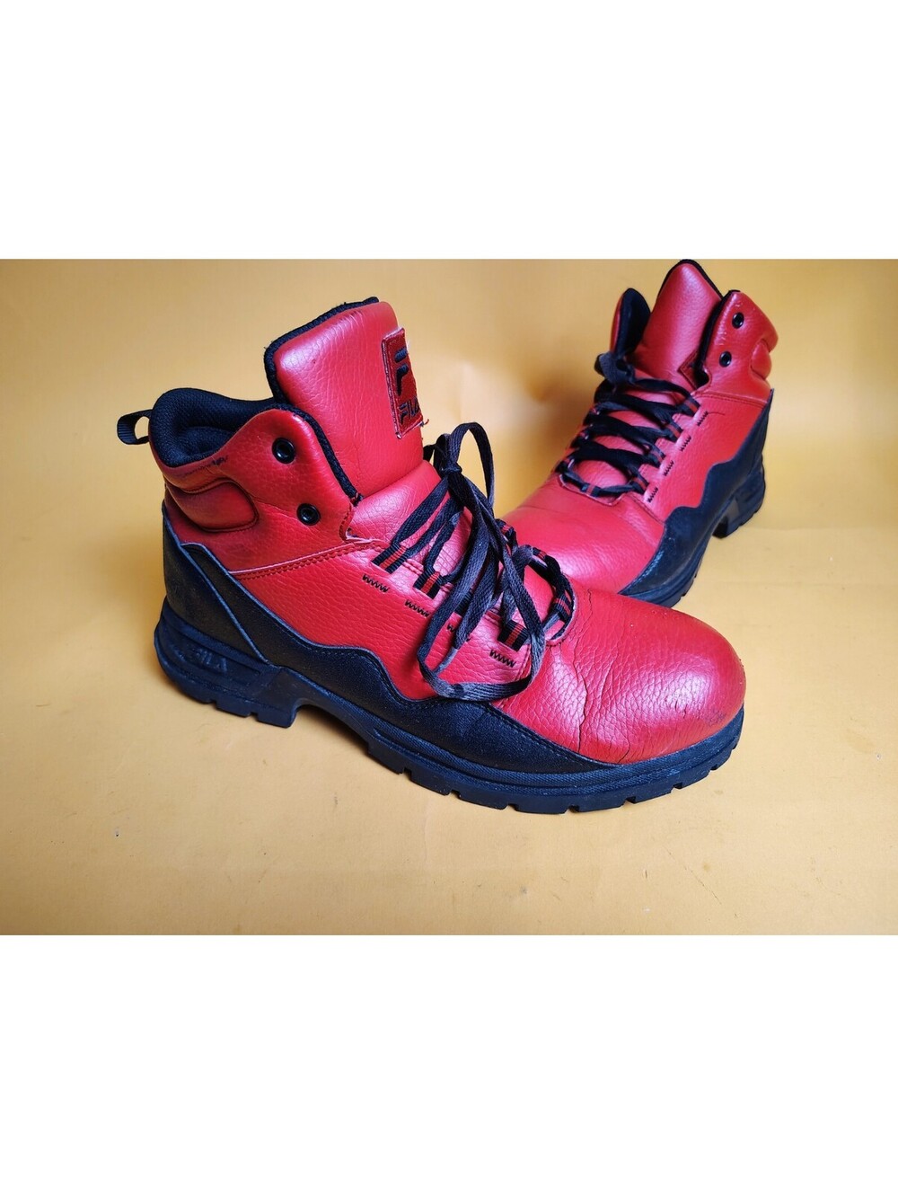 Fila Derail Mid Hiking Boots Red Black 1HM01375-603 Trail Men's Size 9.5 Used